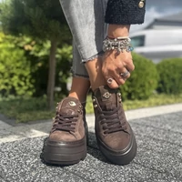 Carla Ricci barna sneaker