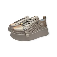 Carla Ricci arany bőr sportcipő, sneaker perforált
