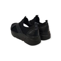 Carla Ricci 242.502-2 fekete slipon 