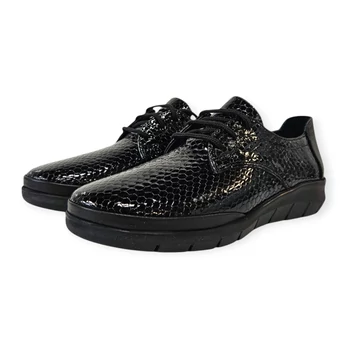 CarlaRicci G028-608 fekete krokko cipő