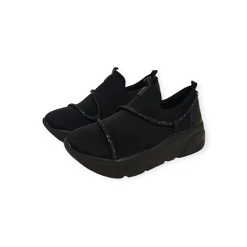 Carla Ricci 242.286 fekete slipon 