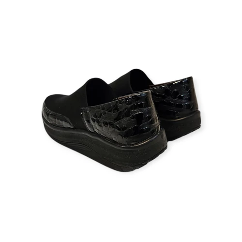 CarlaRicci 0613-4005 fekete krokko lakk cipő 
