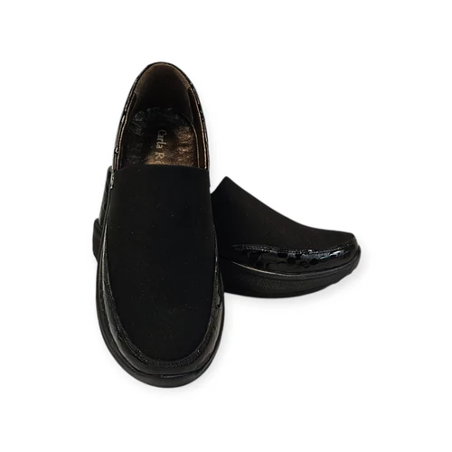 CarlaRicci 0613-4005 fekete krokko lakk cipő 