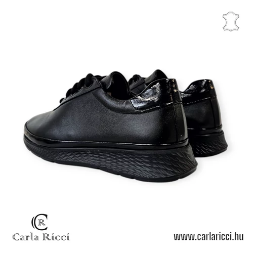 CarlaRicci 055-100 fekete cipő 