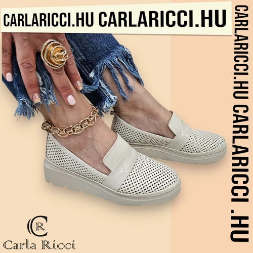 Carla Ricci bézs slipon