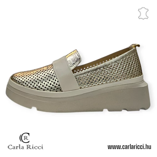 Carla Ricci arany-bézs slipon