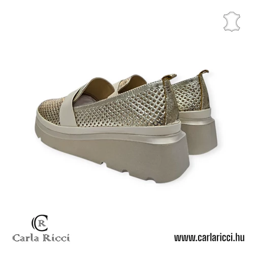 Carla Ricci arany-bézs slipon