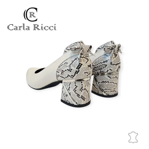 Carla Ricci bézs cipő 